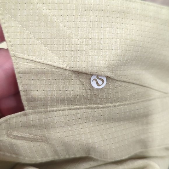 Lululemon Airing Easy Long Sleeve Shirt Heathered Dew Green - Picture 8 of 13